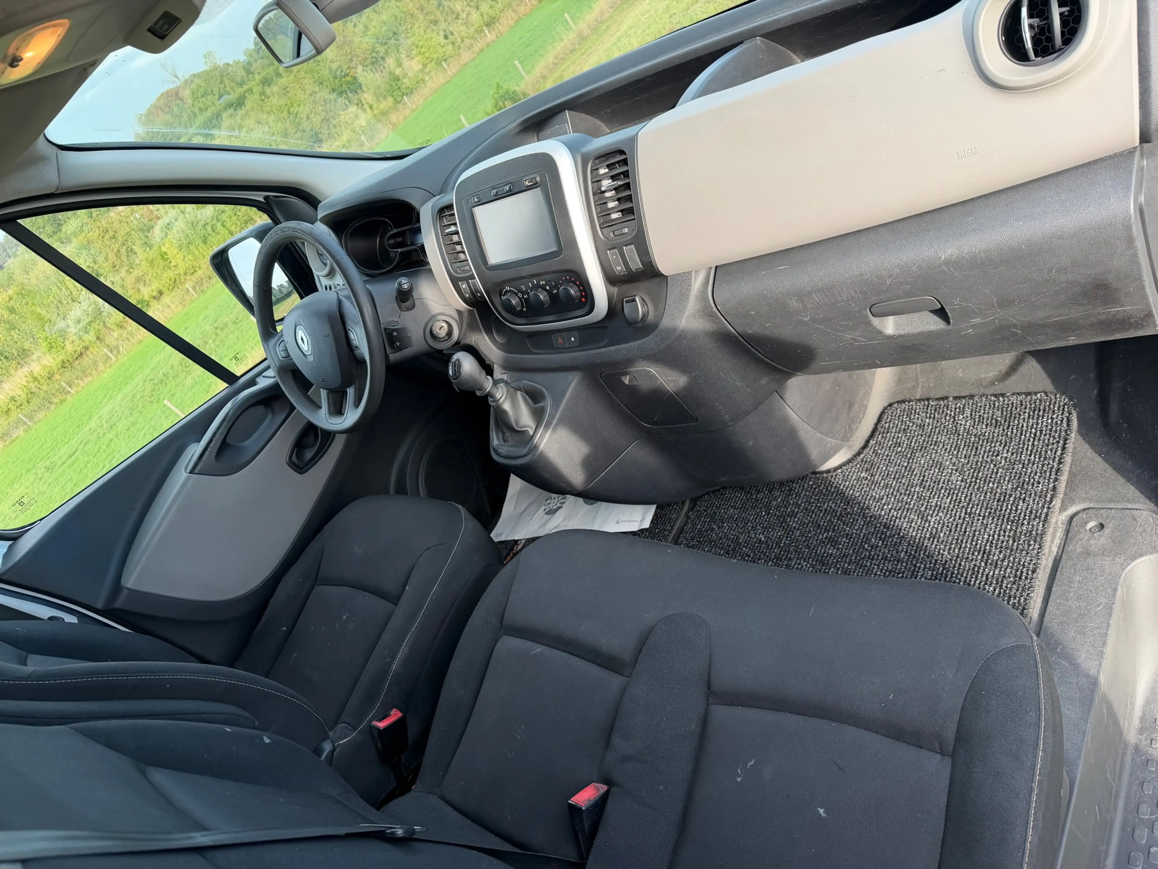 Renault Trafic 1.6 dCi T29 L1H1 Comfort Energy — photo 14