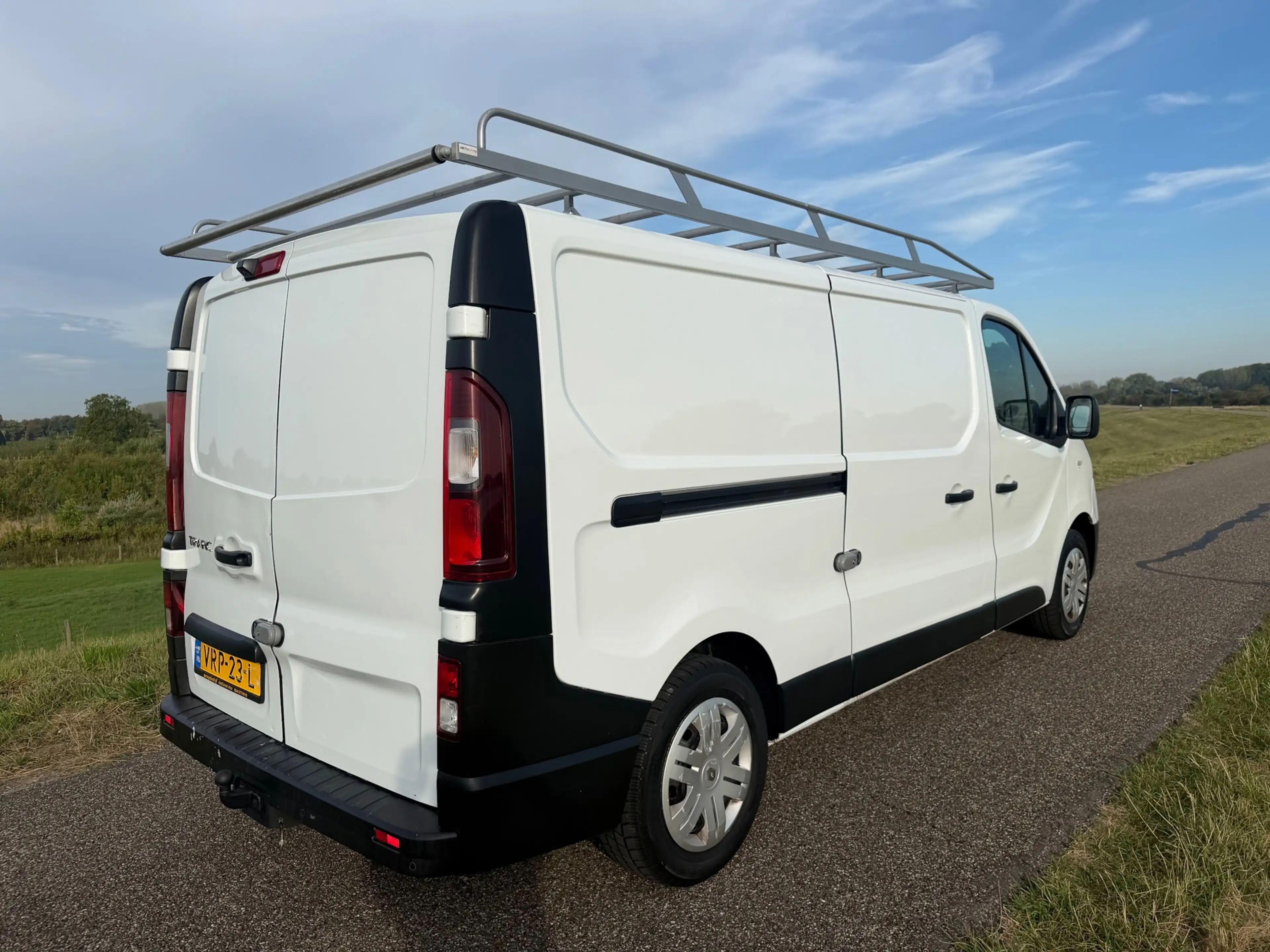 Renault Trafic 1.6 dCi T29 L1H1 Comfort Energy — photo 7