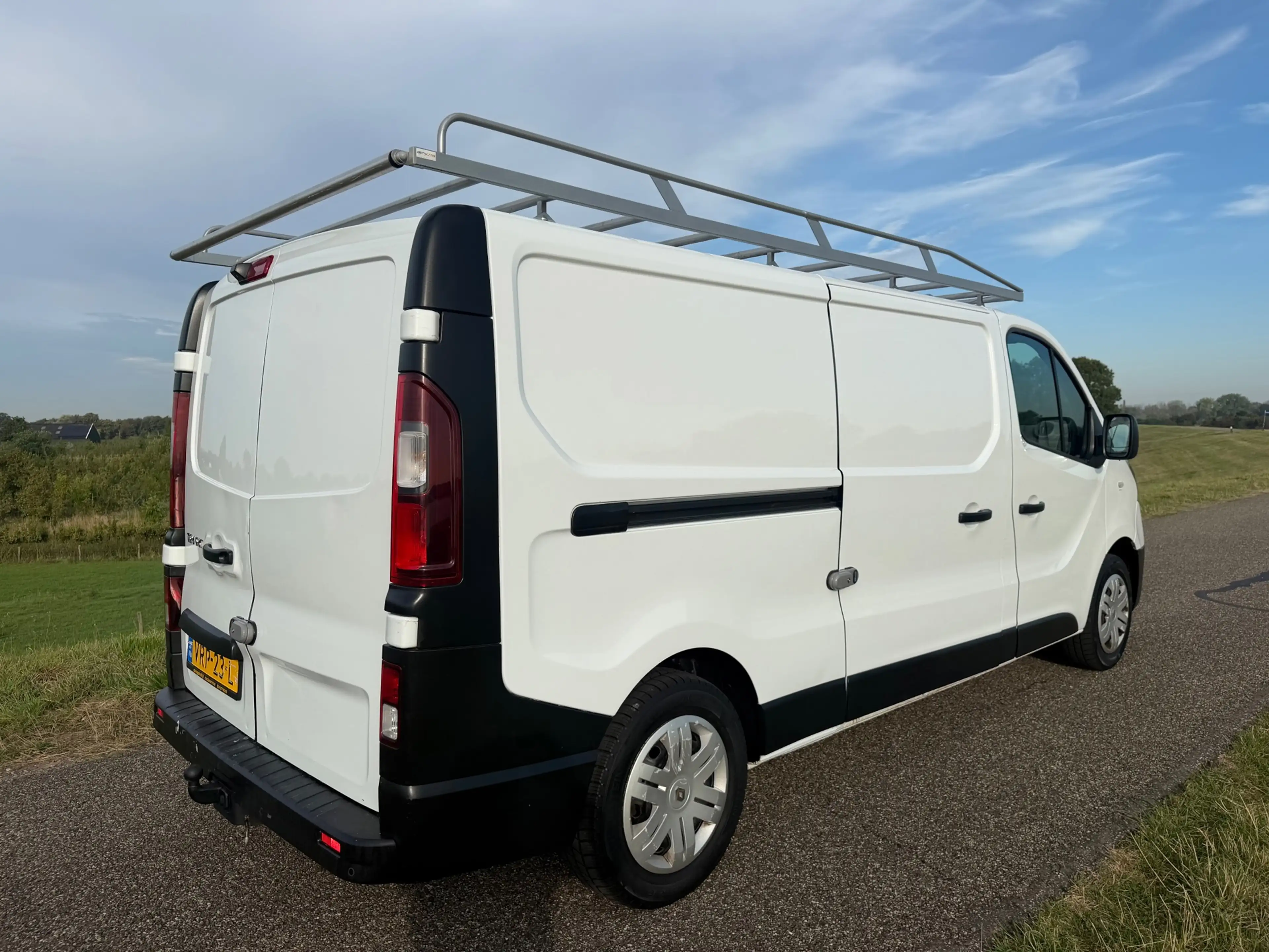 Renault Trafic 1.6 dCi T29 L1H1 Comfort Energy — photo 6