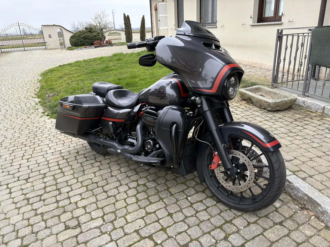 Harley-Davidson CVO Pro Street