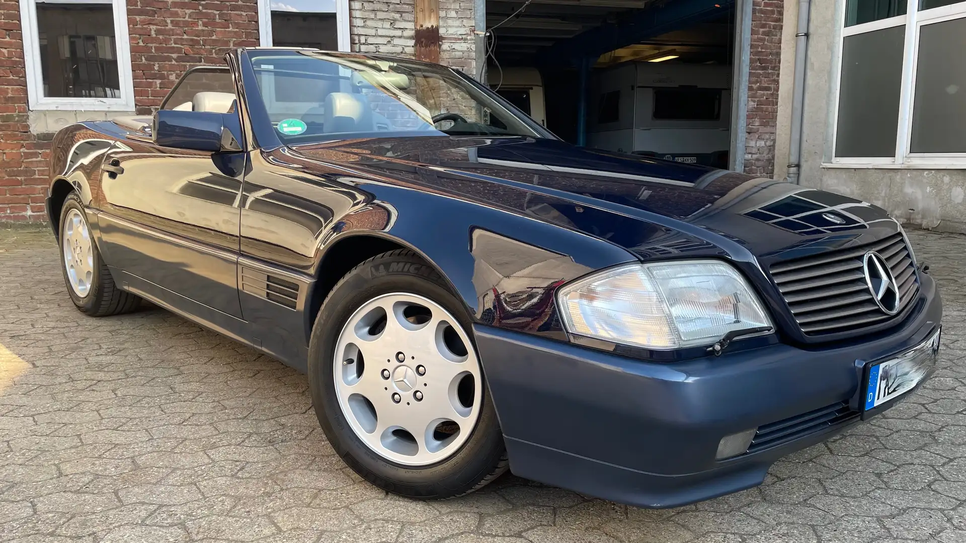 Mercedes-Benz SL 500 Deutsches Fahrzeug mit H-Zulassung Blauw - 1