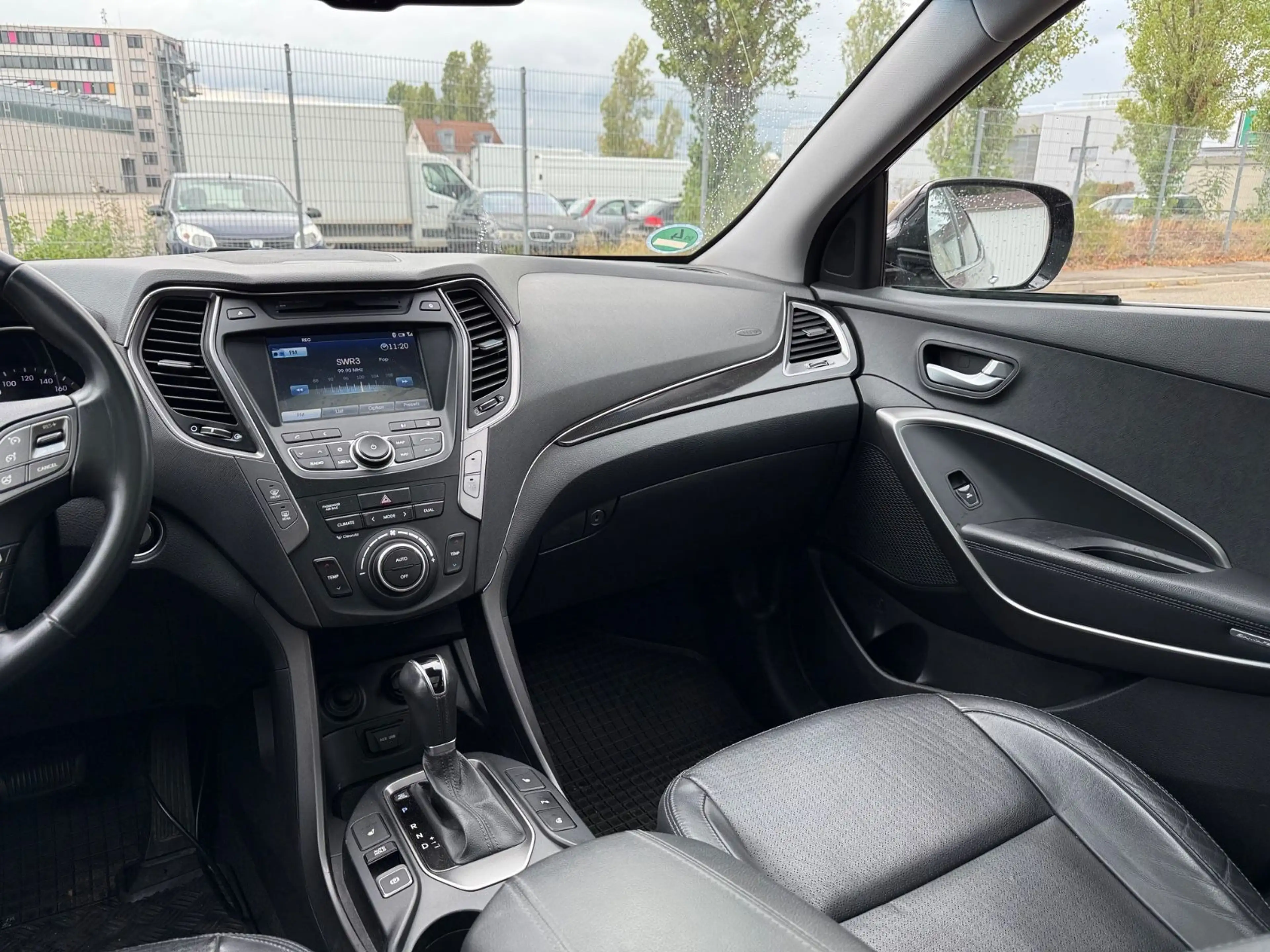 Hyundai SANTA FE Premium 4WD Vollausstattung Panorama — photo 9