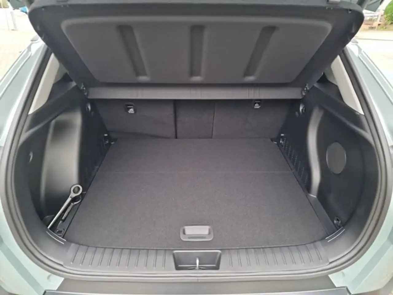 Hyundai KONA Prime 2WD (MJ24) 1.6 Turbo PRIME Sitz-Paket BOSE E 12