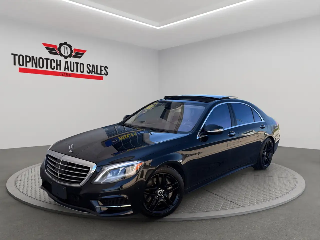 Mercedes-Benz S-Class снимка Mercedes-Benz S-Class