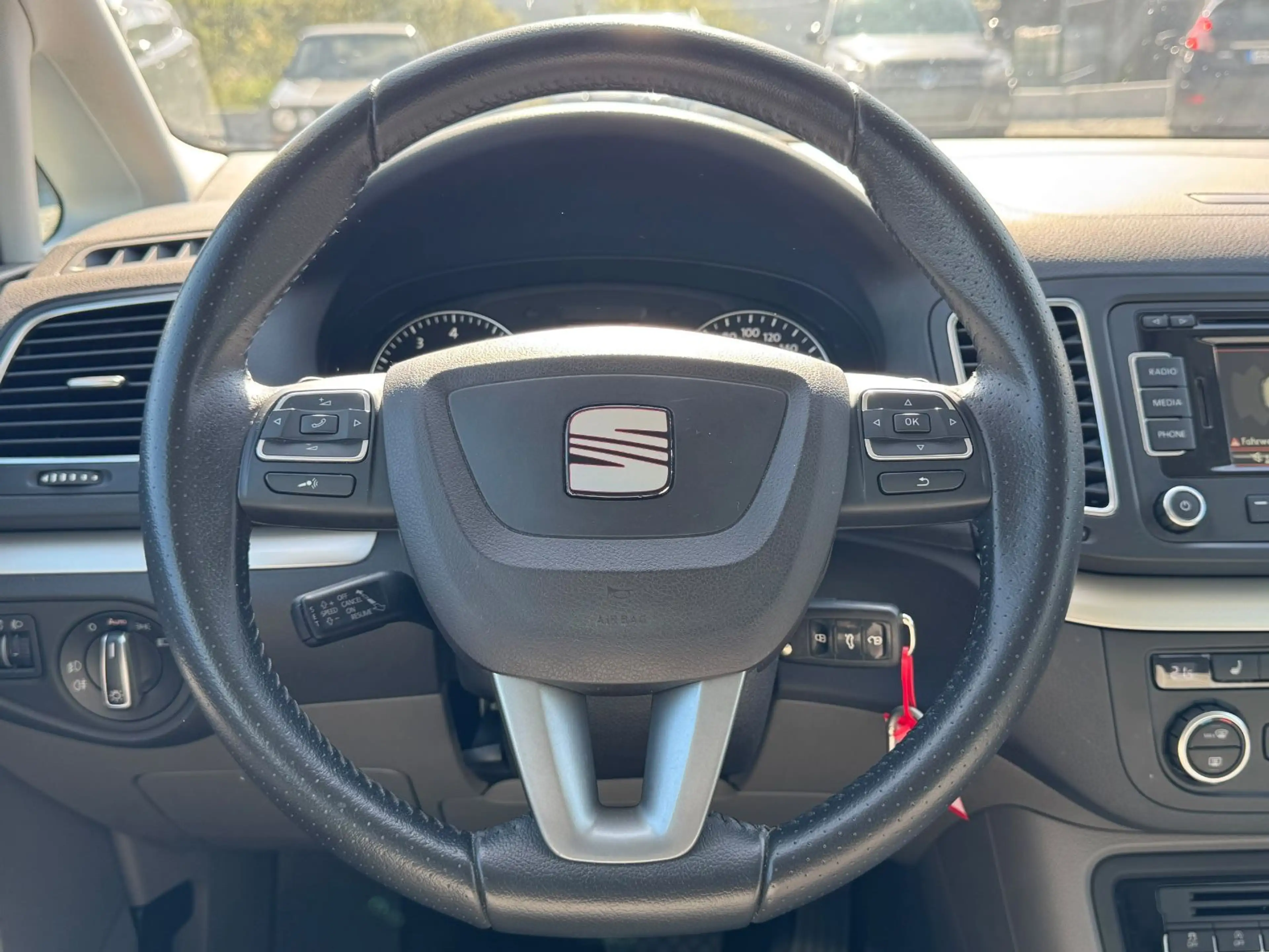 SEAT Alhambra Style Automatik/TüV & Service Neu/8fach — photo 14