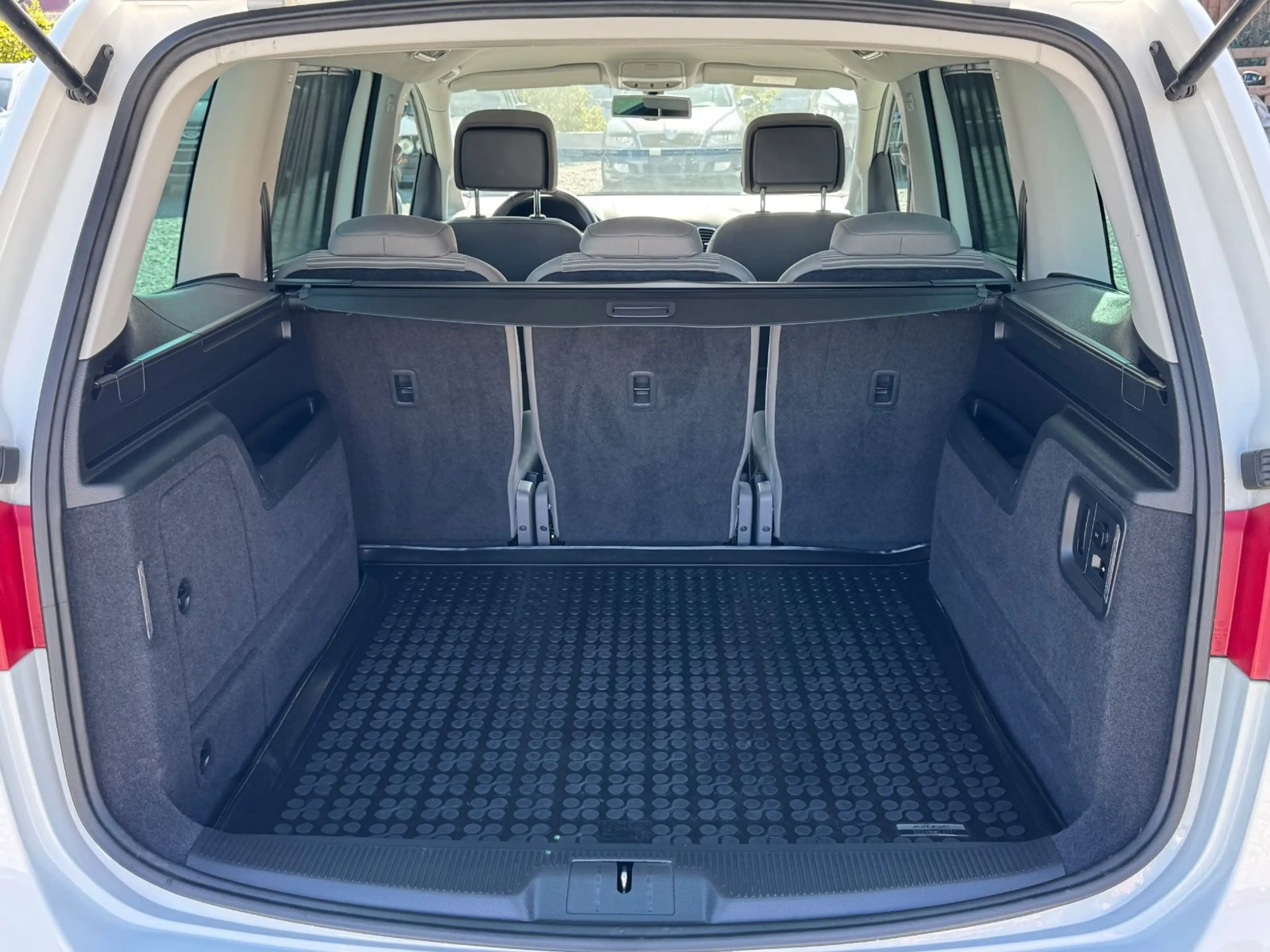 SEAT Alhambra Style Automatik/TüV & Service Neu/8fach — photo 22