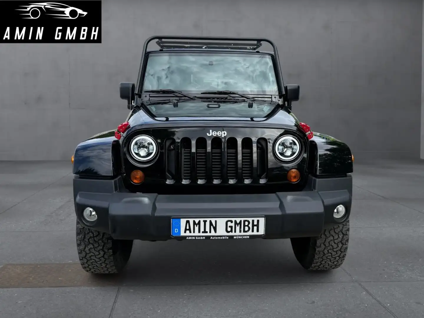 Jeep Wrangler 3.0 D Unlimited Sahara 1 HAND Noir - 2
