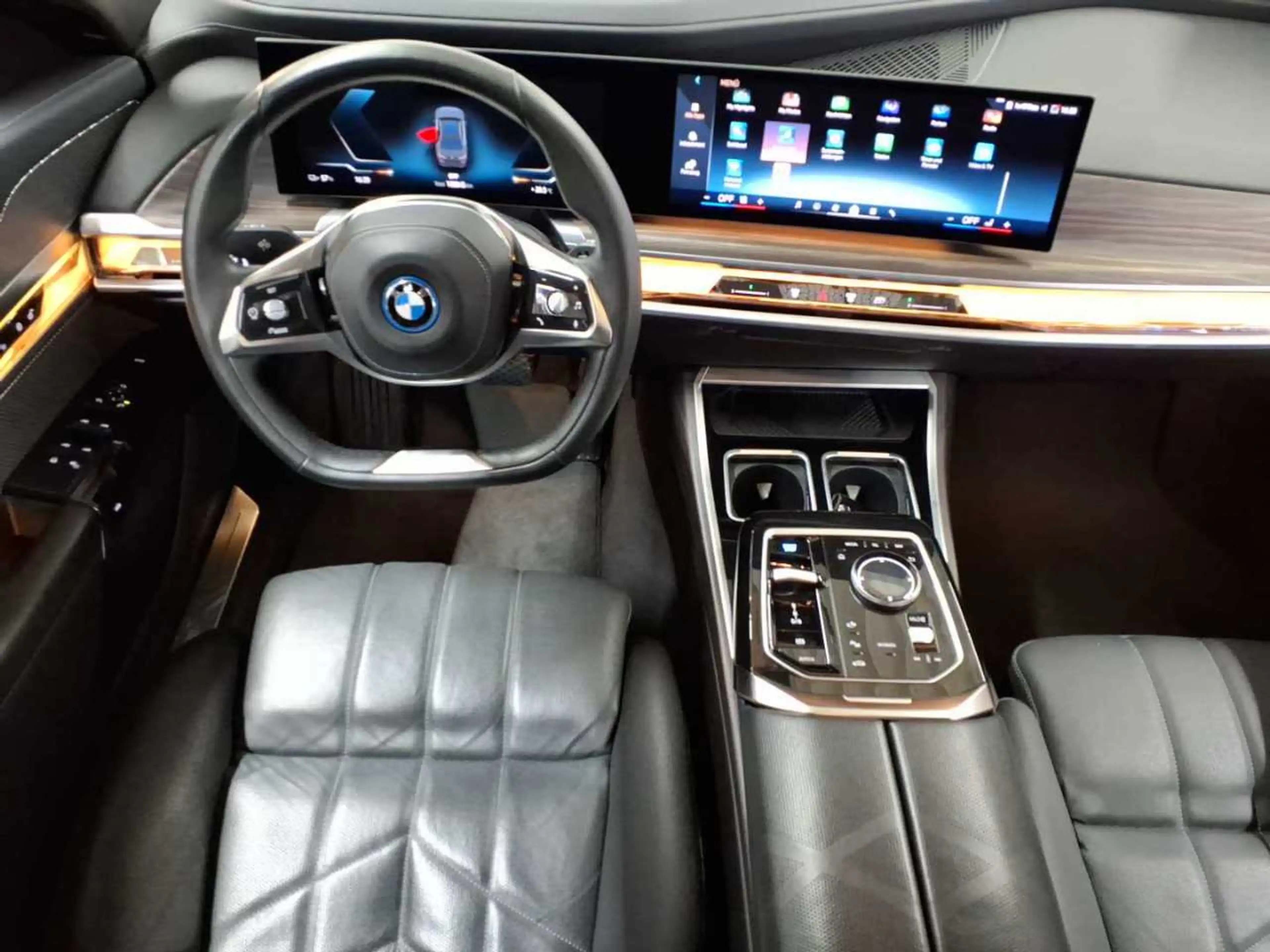 BMW i7 i7 xDrive60 Executive Paket KAMERA INNO — photo 10