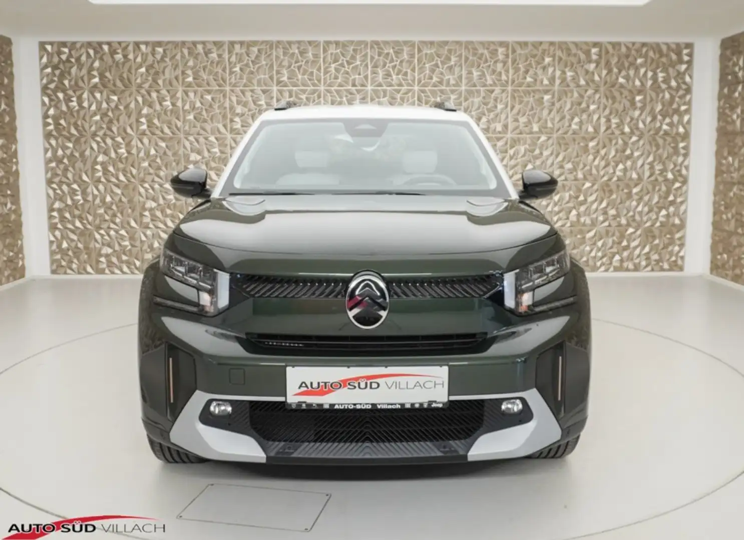 Citroen C3 Aircross Hybrid 145PS Automatik MAX Grün - 2