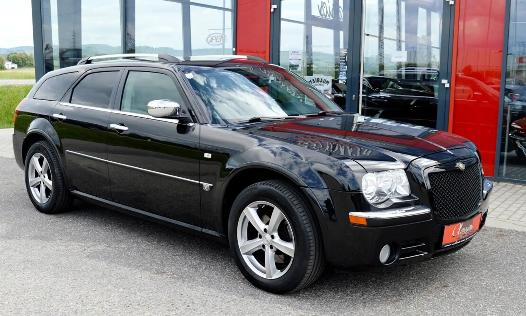 Chrysler 300C 300 C Touring AWD 5,7 V8 HEMI Autostick Schwarz - 2