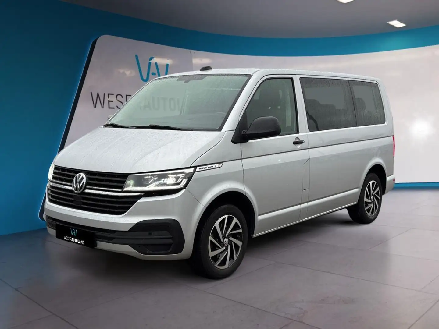 Volkswagen T6.1 Multivan 2.0 TDI DSG AHK LED NAVI R-CAM Silber - 1