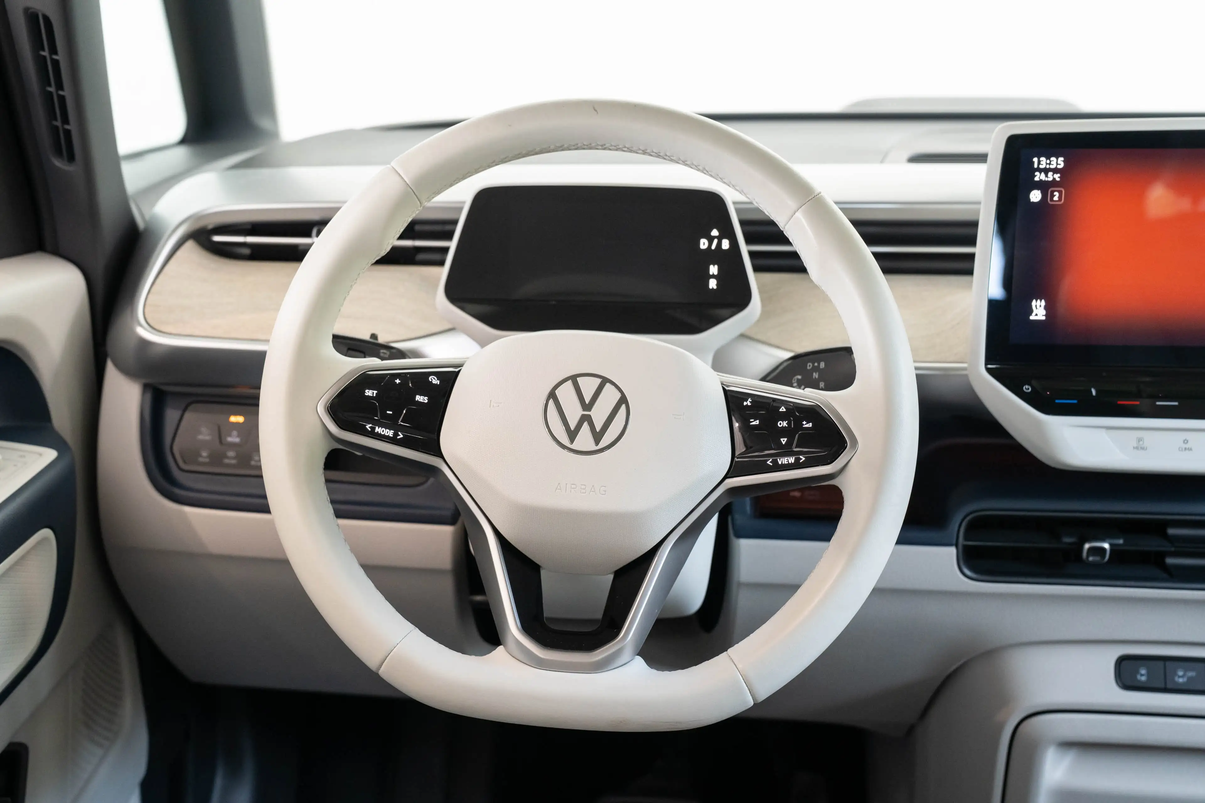 Volkswagen ID. Buzz Pro 5 pers Intro 77kWh | SOH 94% | Trekhaak | Elek — photo 44