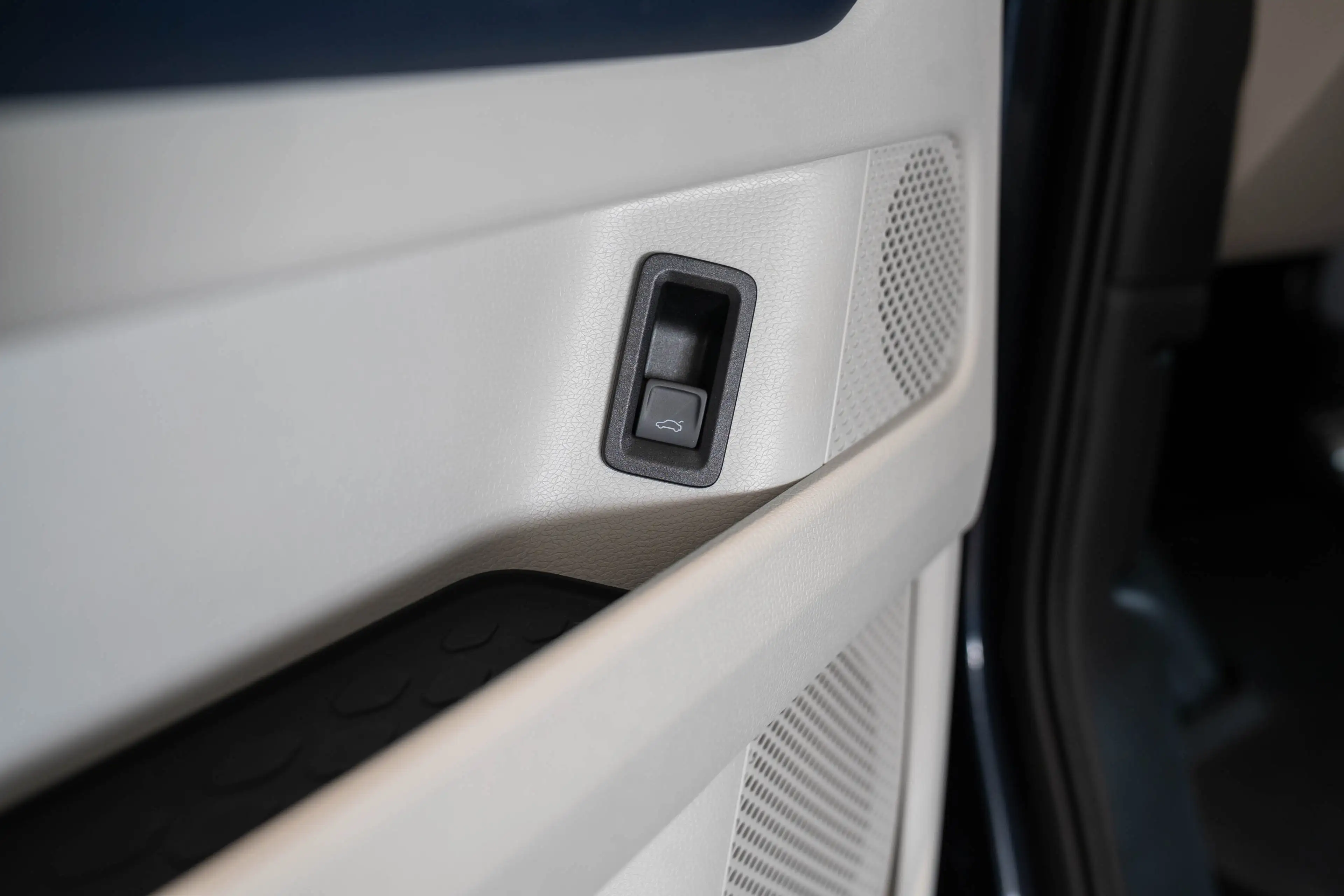 Volkswagen ID. Buzz Pro 5 pers Intro 77kWh | SOH 94% | Trekhaak | Elek — photo 20