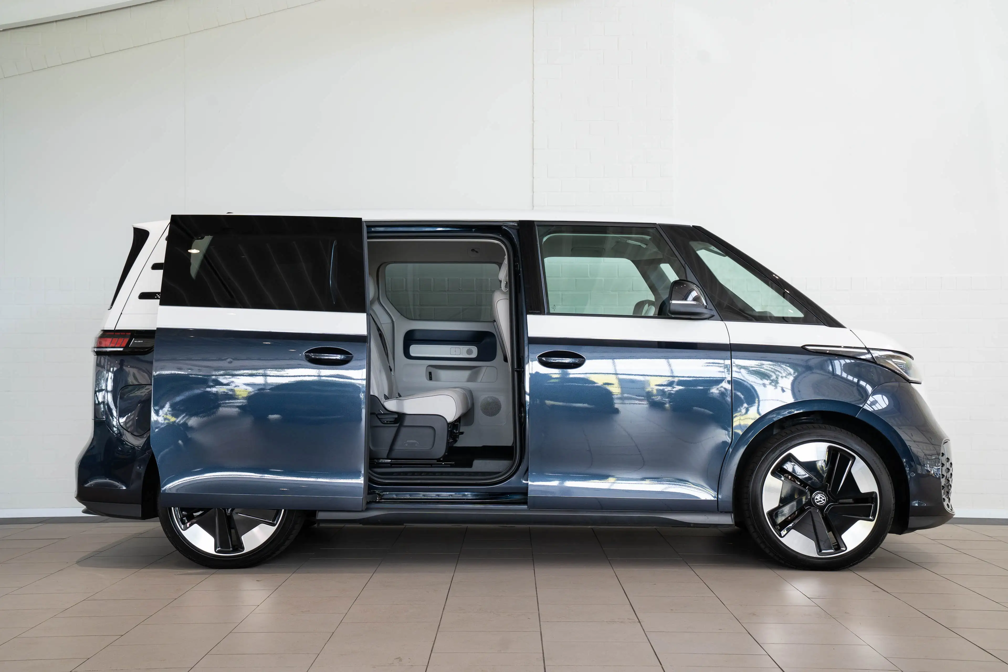 Volkswagen ID. Buzz Pro 5 pers Intro 77kWh | SOH 94% | Trekhaak | Elek — photo 6