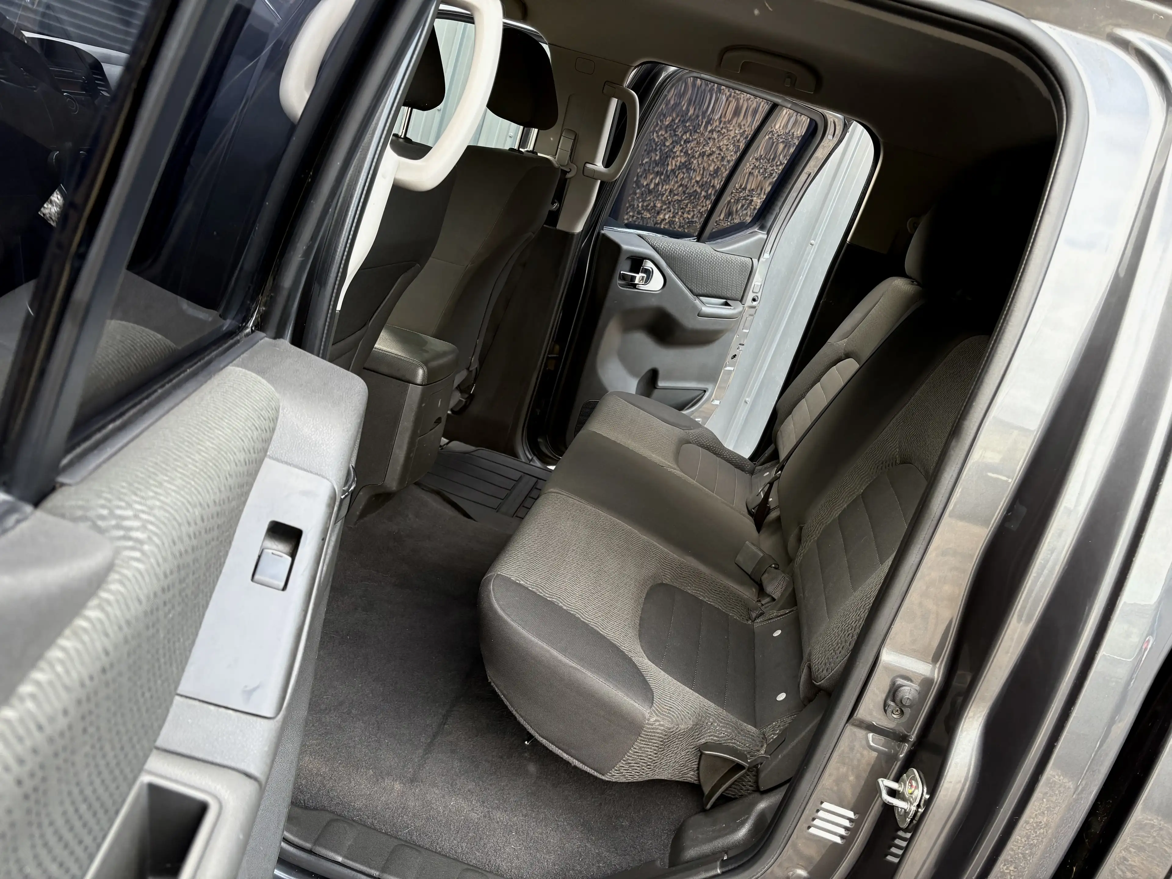 Nissan Navara 2.5 dCi 4x4 190cv/ Hardtop/ Garantie — photo 11