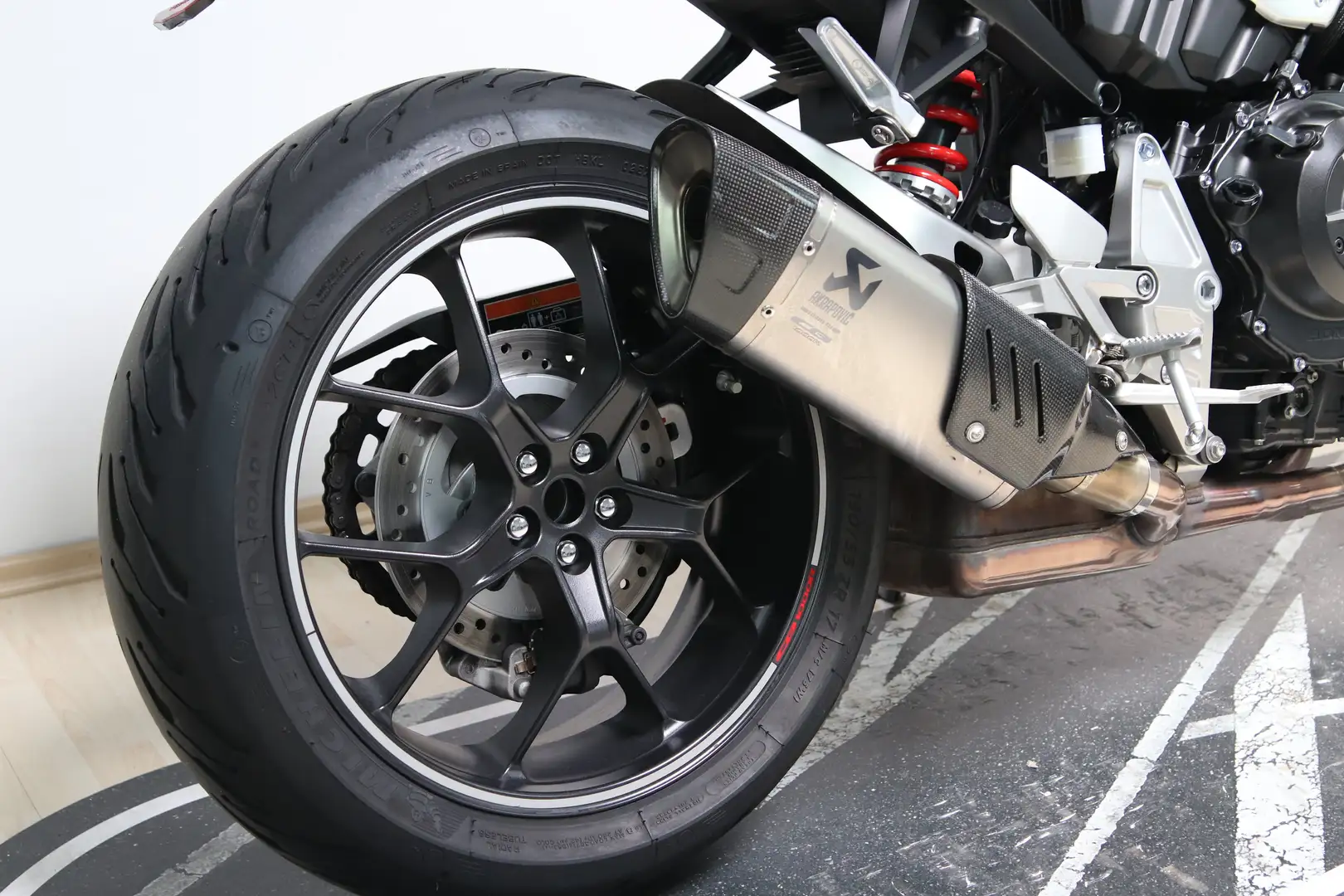 Honda CB 1000 R Grau - 2