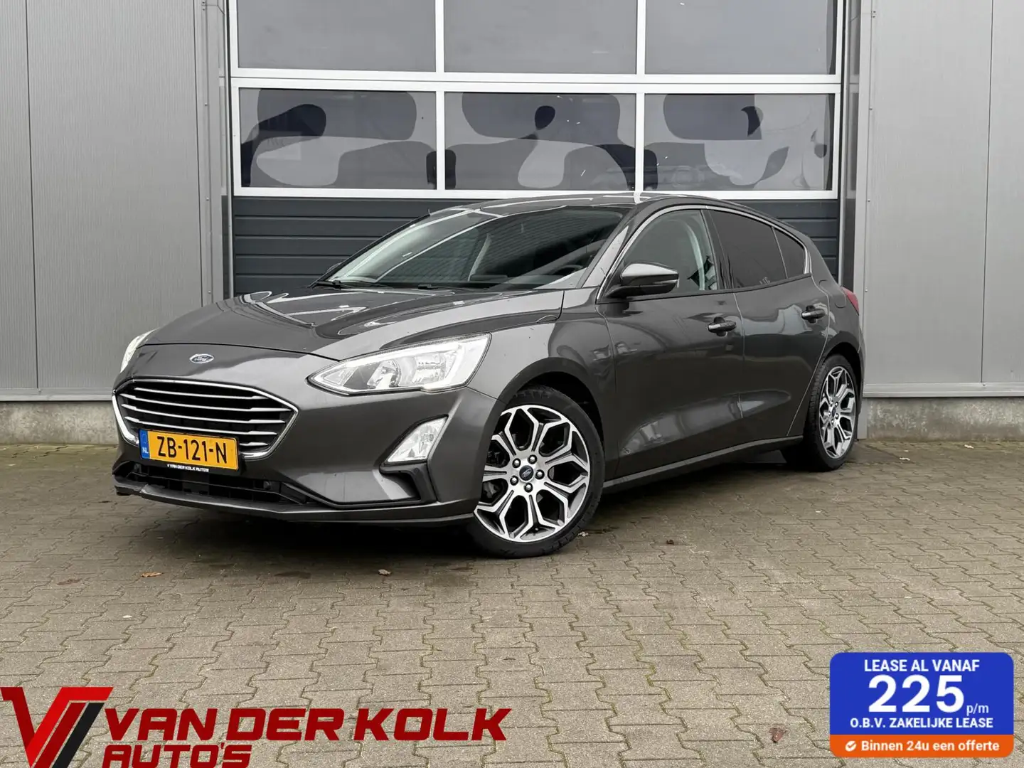Ford Focus 1.5 EcoBlue Titanium | CarPlay | Navigatie | LED | Gris - 1