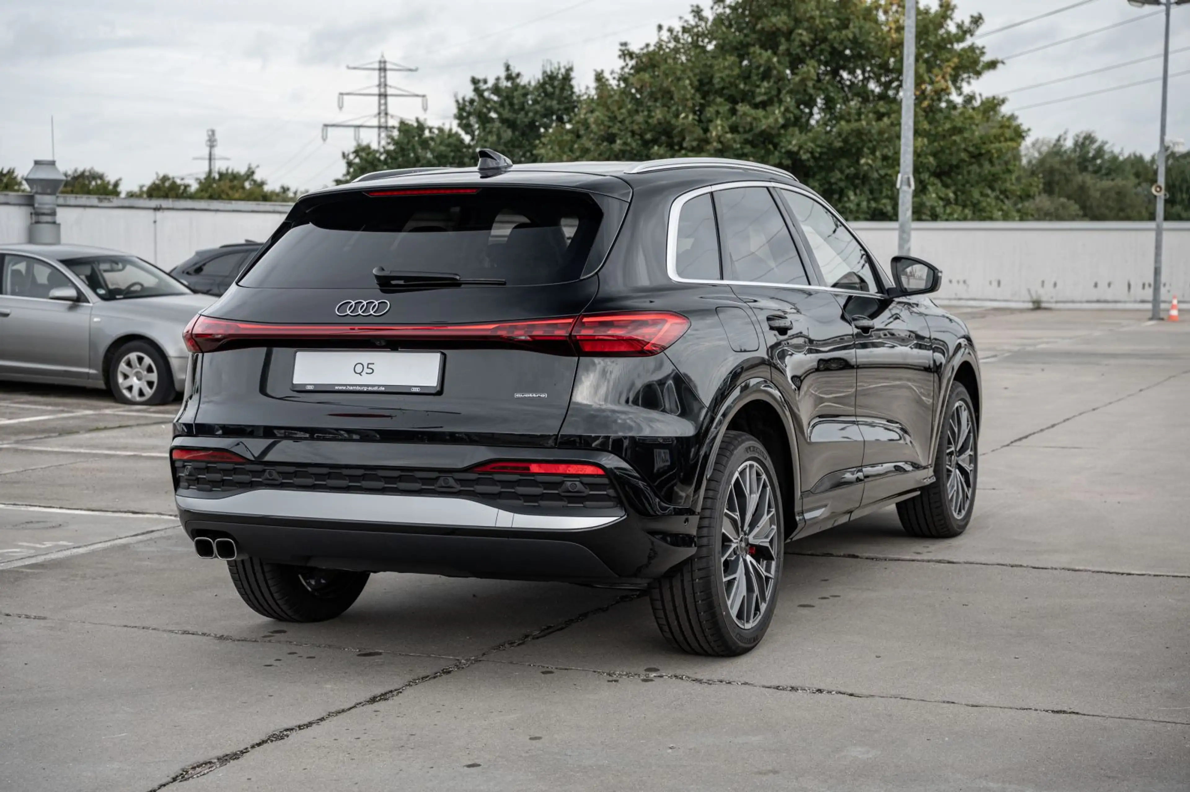Audi Q5 TDI S tronic quattro 220 KW NAVI/MATRIX/360° — photo 5