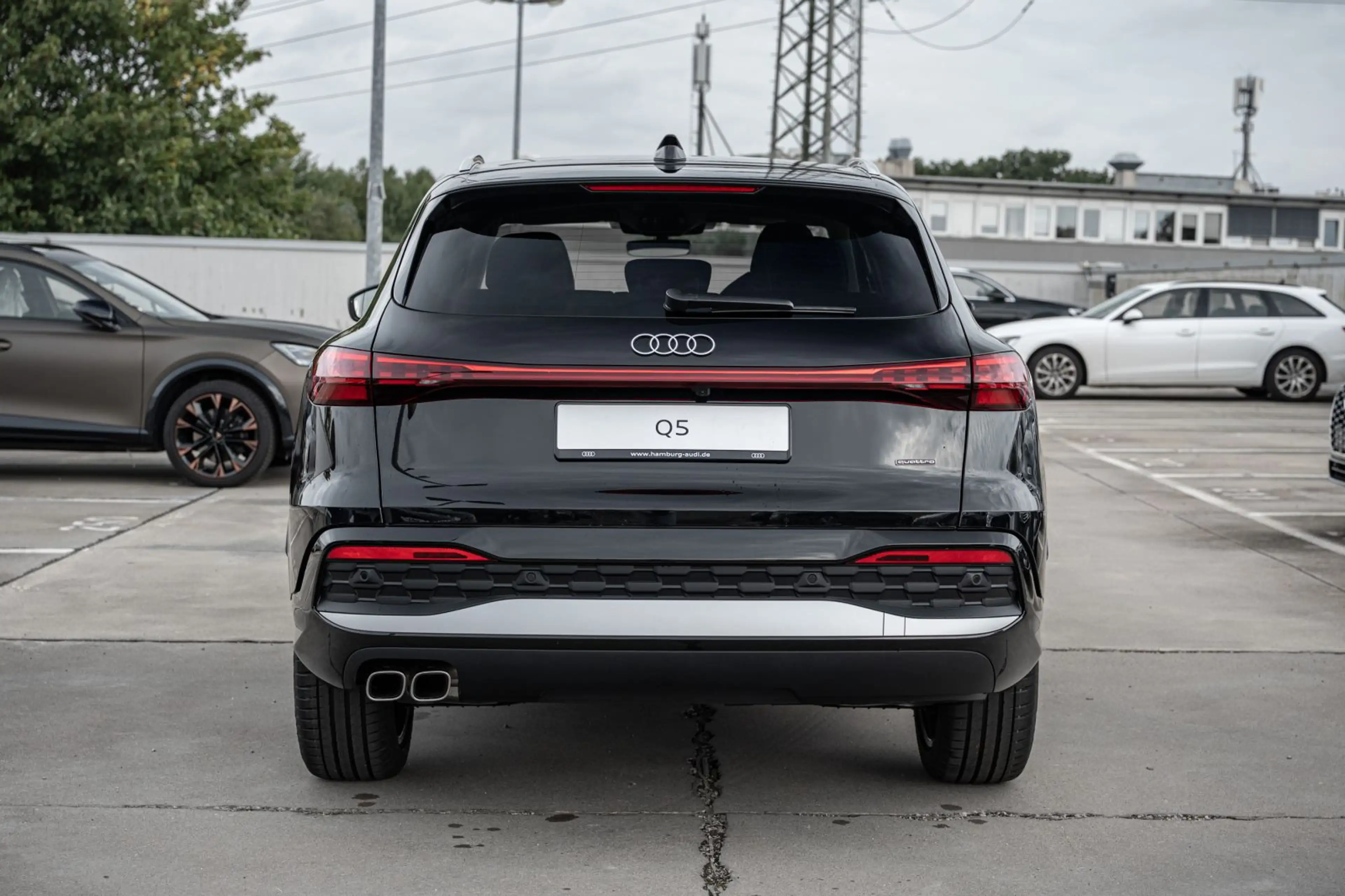 Audi Q5 TDI S tronic quattro 220 KW NAVI/MATRIX/360° — photo 6