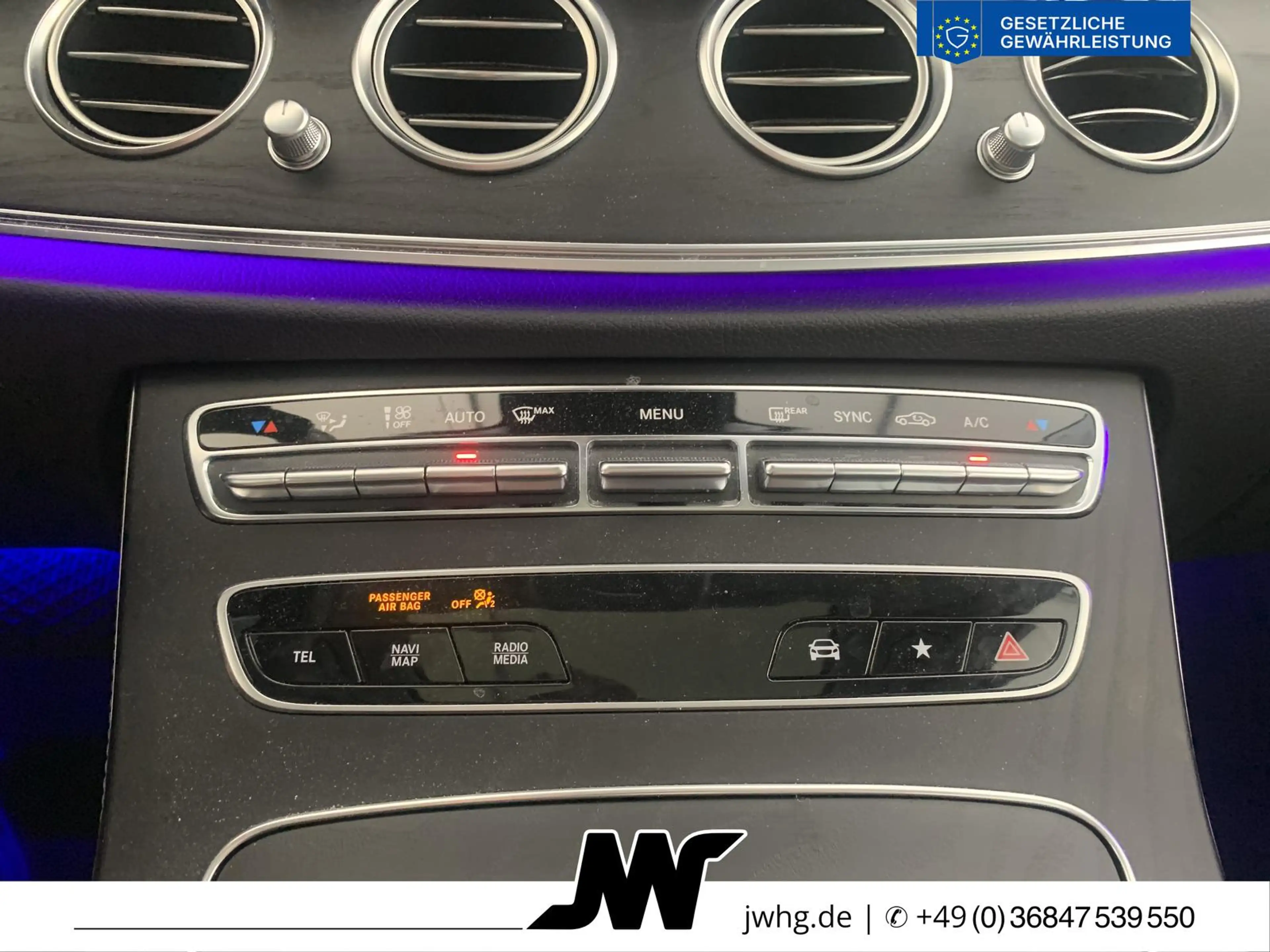 Mercedes-Benz E 400 E400 Avantgarde Voll-Leder Distr+ SiKlima Glasd — photo 14
