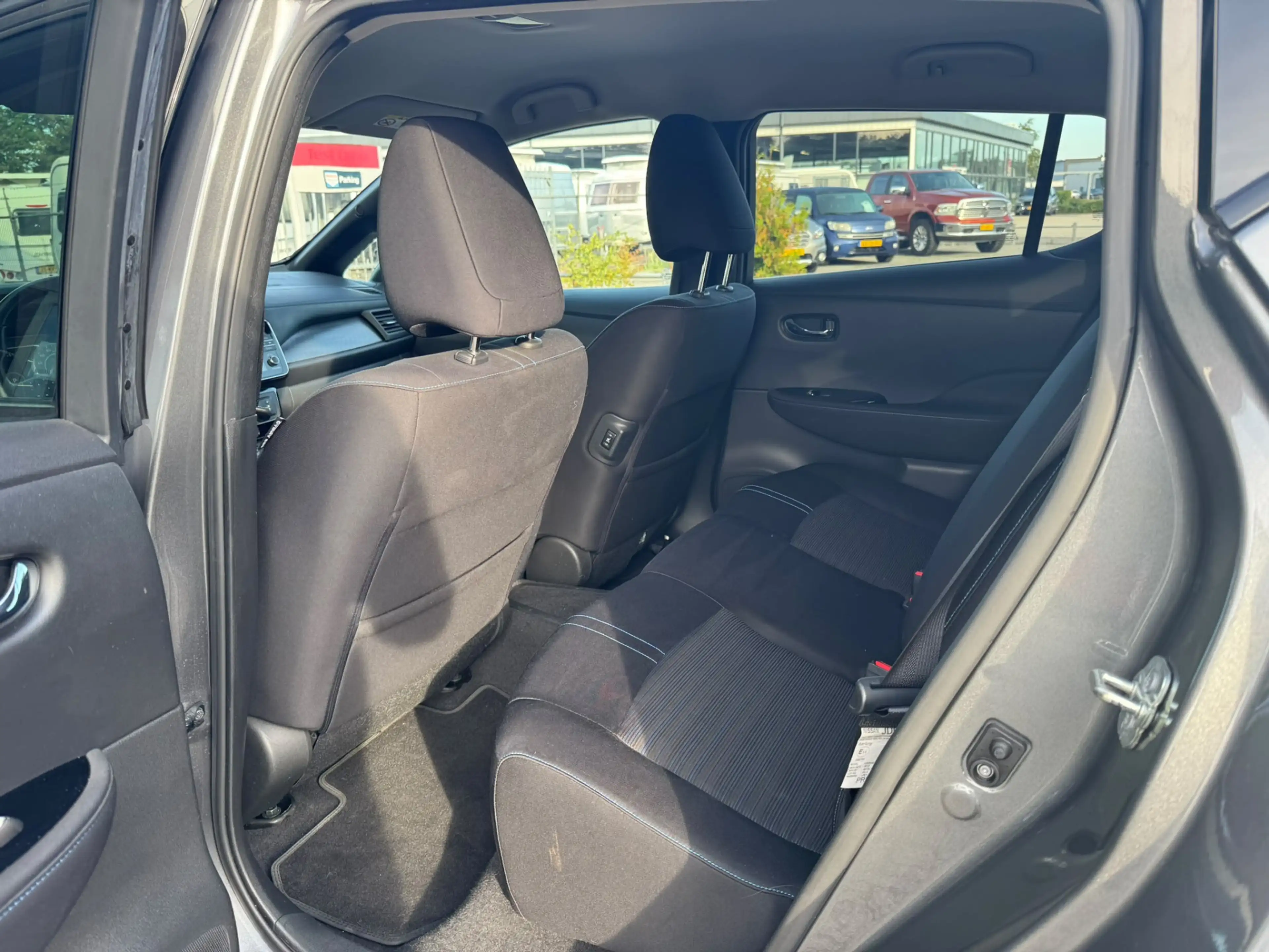 Nissan Leaf Acenta 40 kWh — photo 8