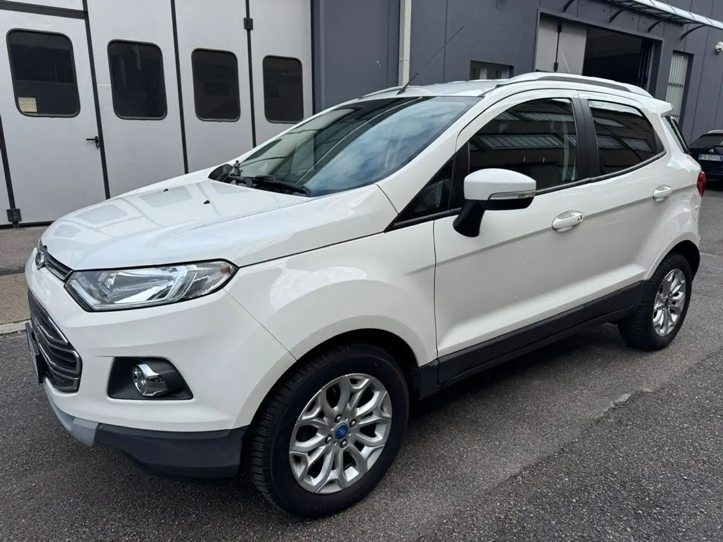 Ford EcoSport EcoSport 1.0 ecoboost Titanium ruot.esterna 125cv Weiß - 1