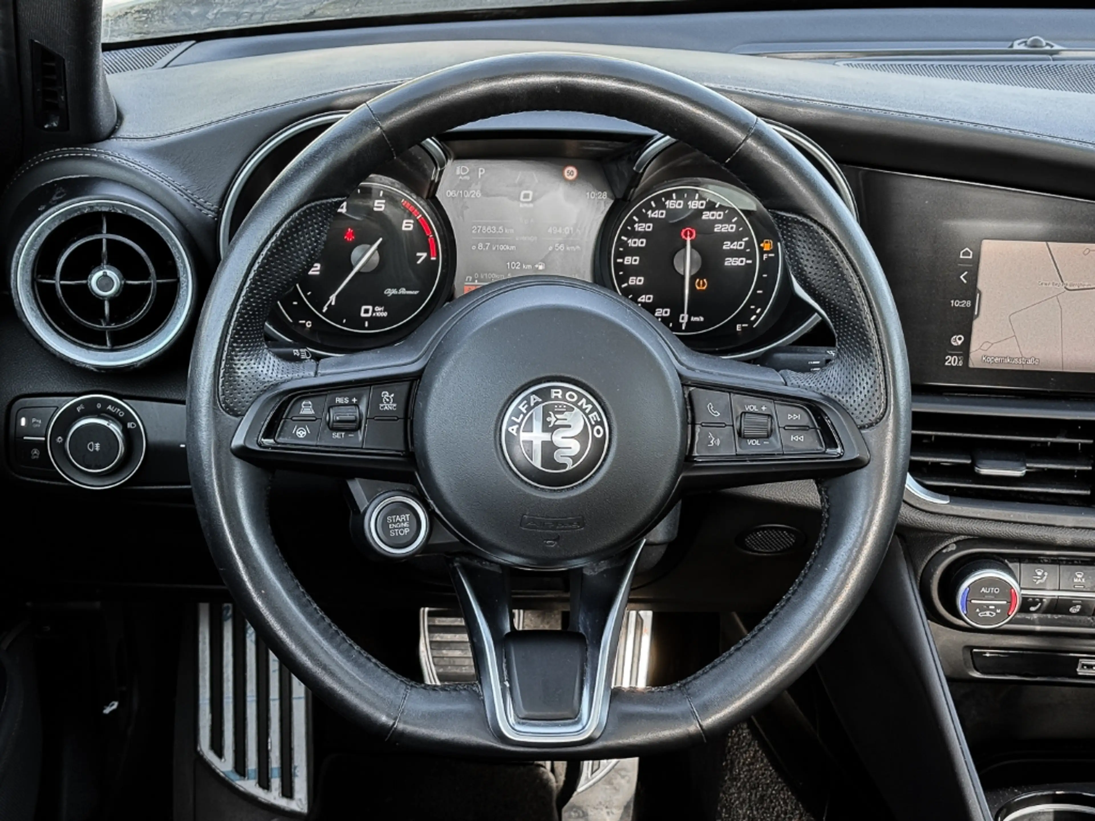 Alfa Romeo Giulia Veloce Q4 AD El. Fondsitzverst. El. Panodach Navi — photo 13