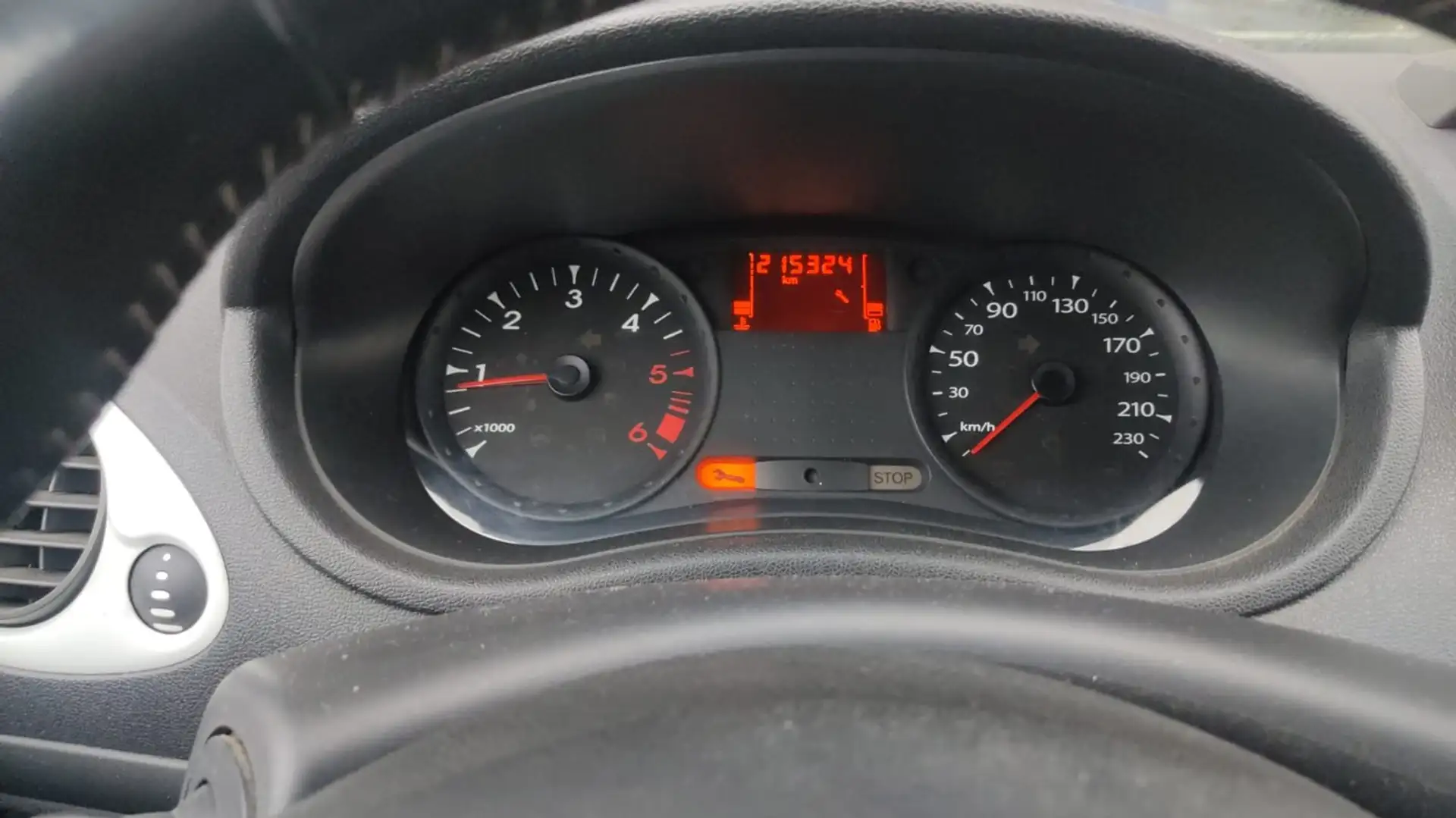 Renault Clio Clio III 2009 5p 1.5 dci Dynamique 75cv - 2