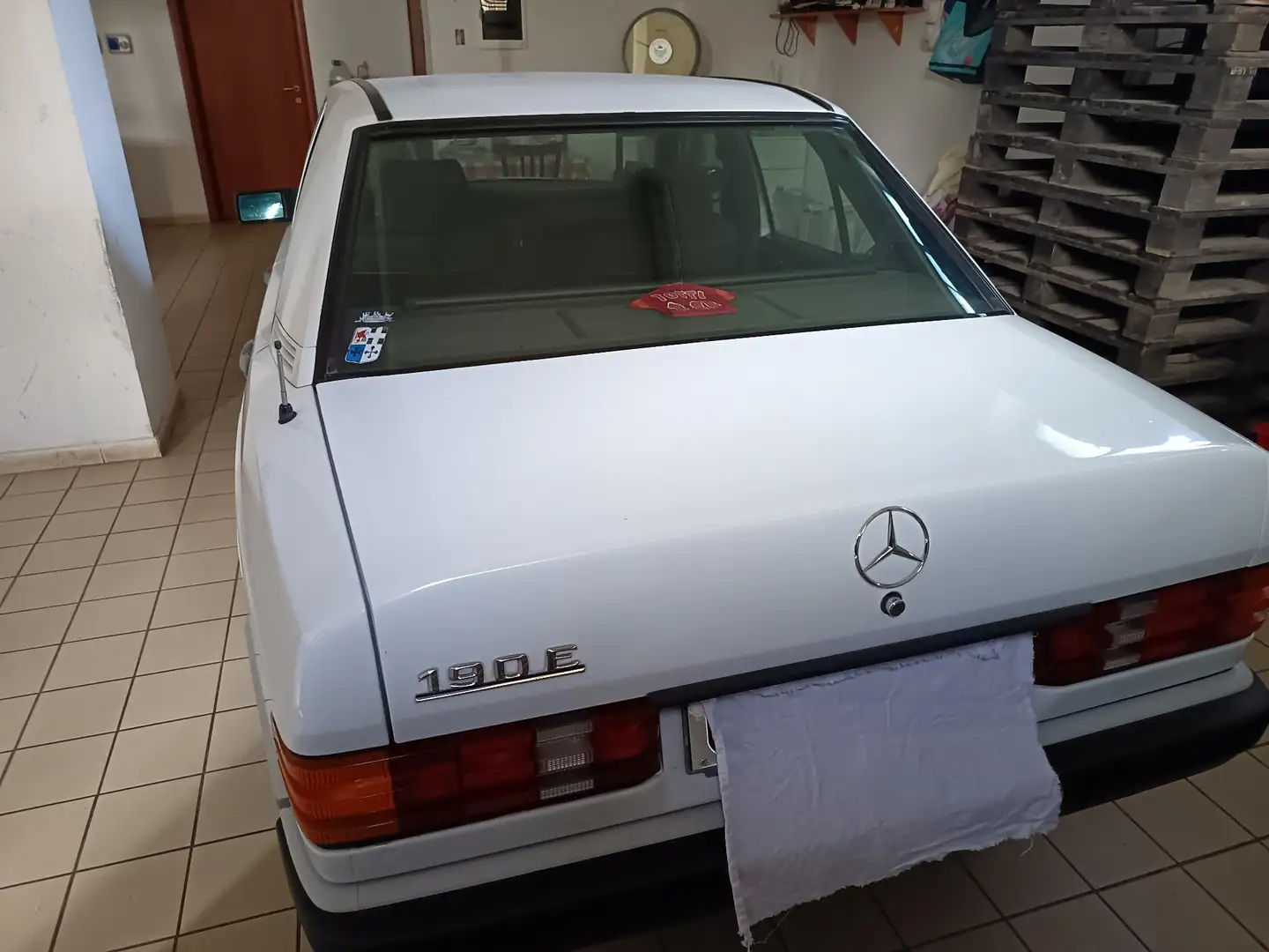 Mercedes-Benz 190 2.0 E 122cv - 1