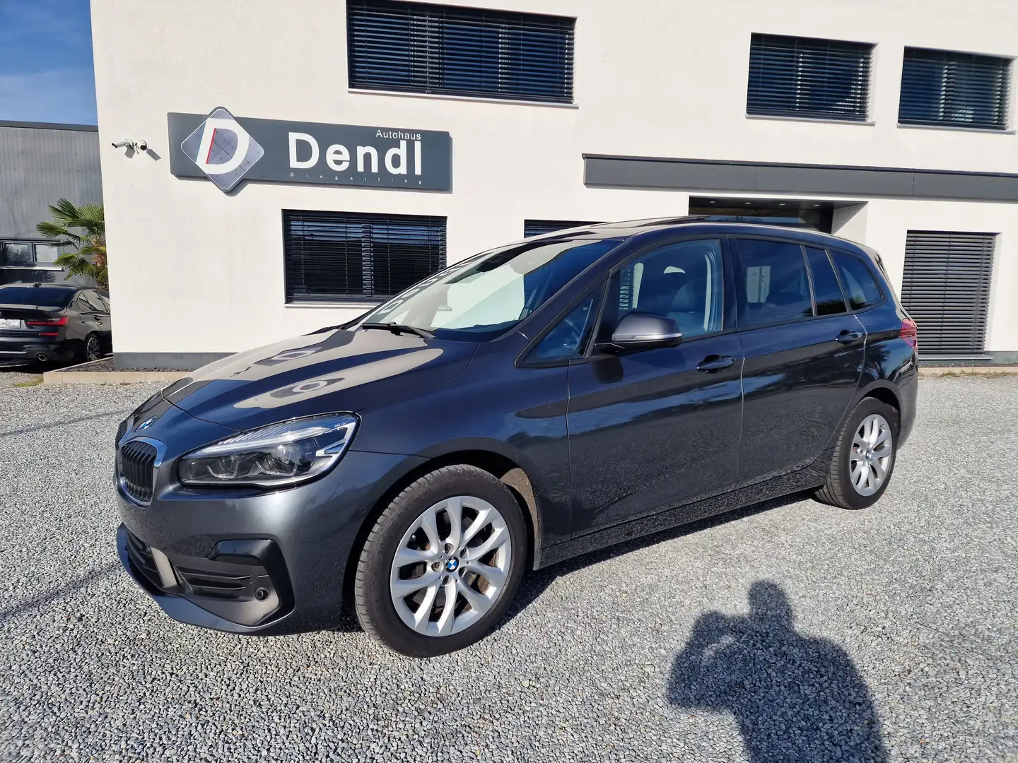 BMW 220 220d Gran Tourer Aut. *Parkassist.*Panor.*LED*Navi Grau - 1