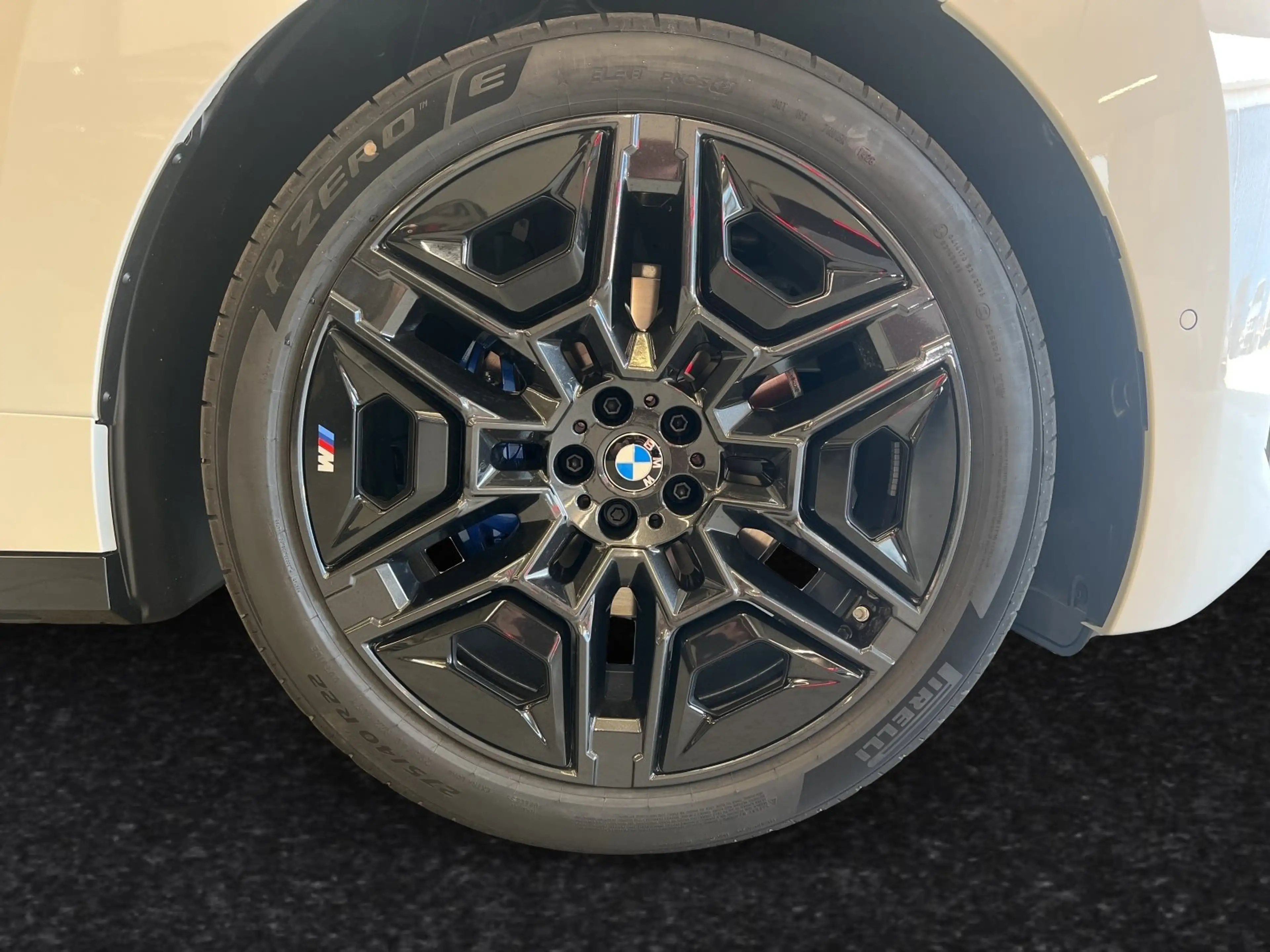 BMW iX xDrive45 M Sport|AHK|DA&PA-Prof.|H/K — photo 5