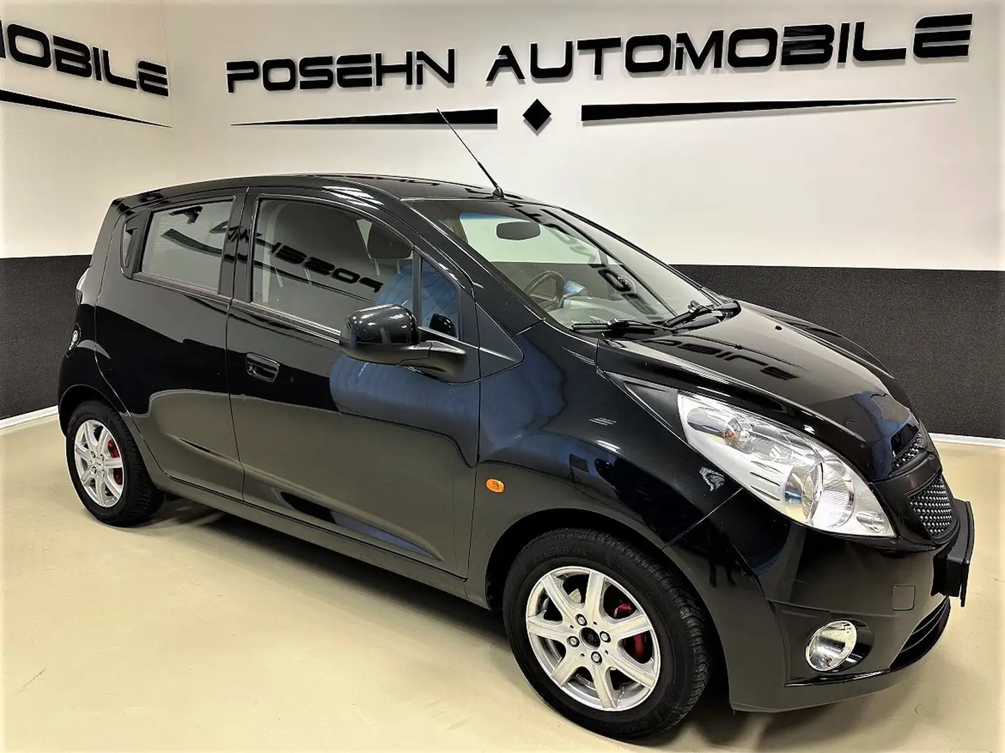 Chevrolet Spark 1.0 LS 4/5-Türig Klima Alu Noir - 1