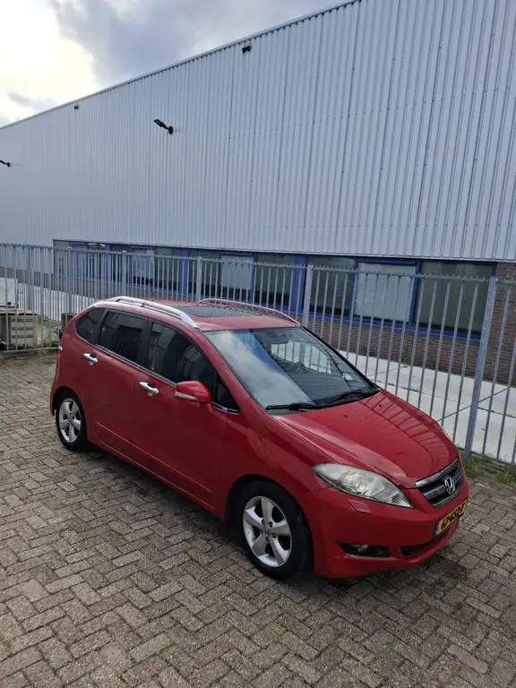 Honda FR-V 2008 из Европы — купить под ключ