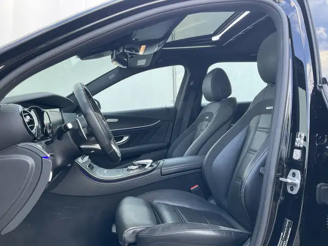 Mercedes-Benz E-Class view 25