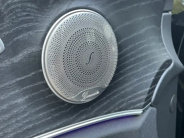 Mercedes-Benz E Class view 7
