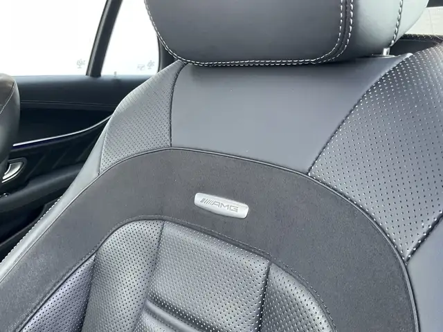 Mercedes-Benz E-Class view 28