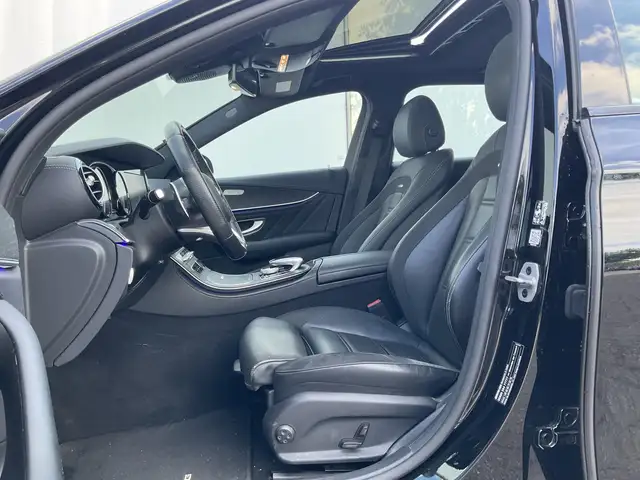 Mercedes-Benz E-Class view 27