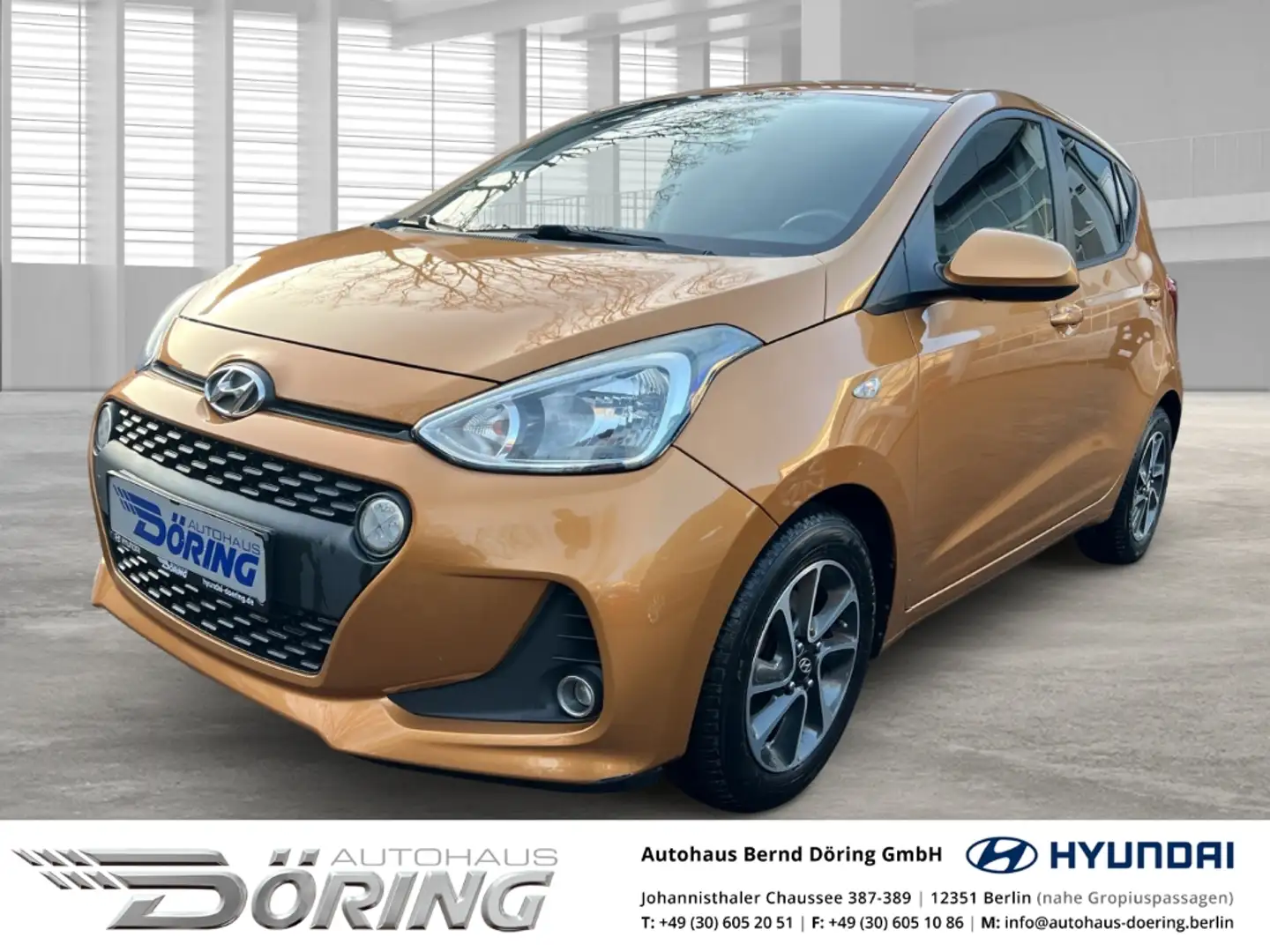 Hyundai i10 Trend 1.0 67 PS Sicherheits-Paket Allwetterreifen Orange - 1