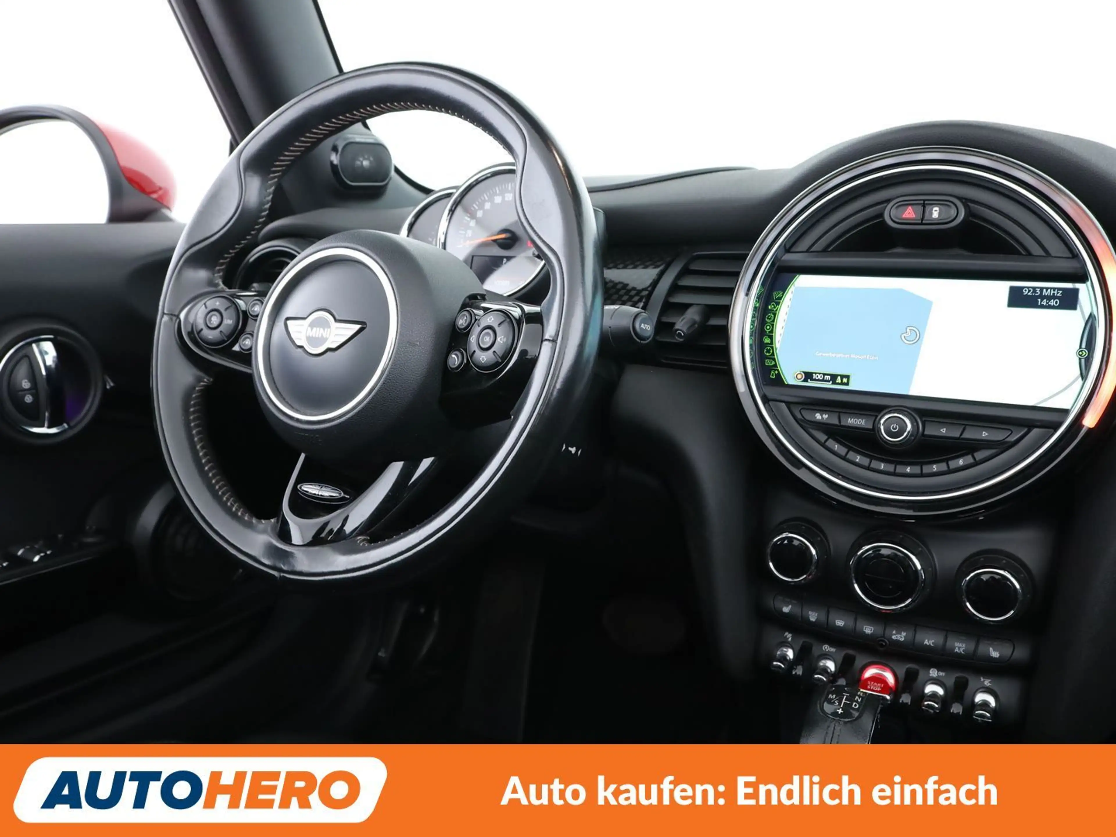 MINI Cooper SD Cabrio Cooper SD Aut.*NAVI*CAM*SHZ*TEMPO* — photo 13