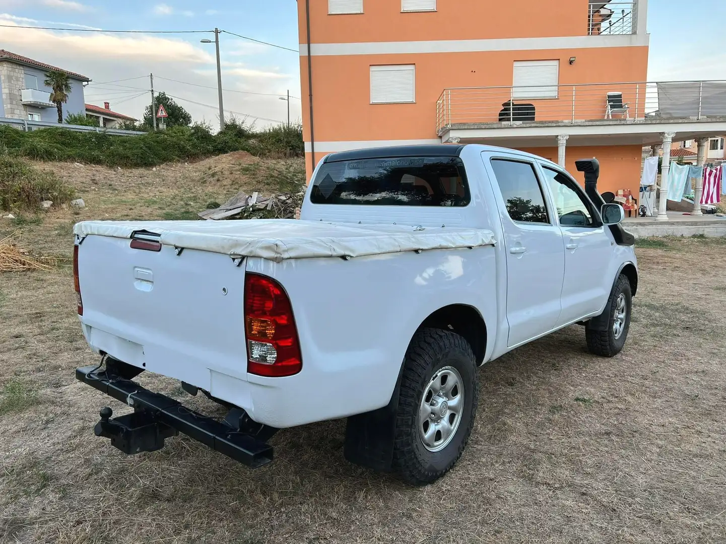 Toyota Hilux 4x4 Double Cab Life Blanco - 2