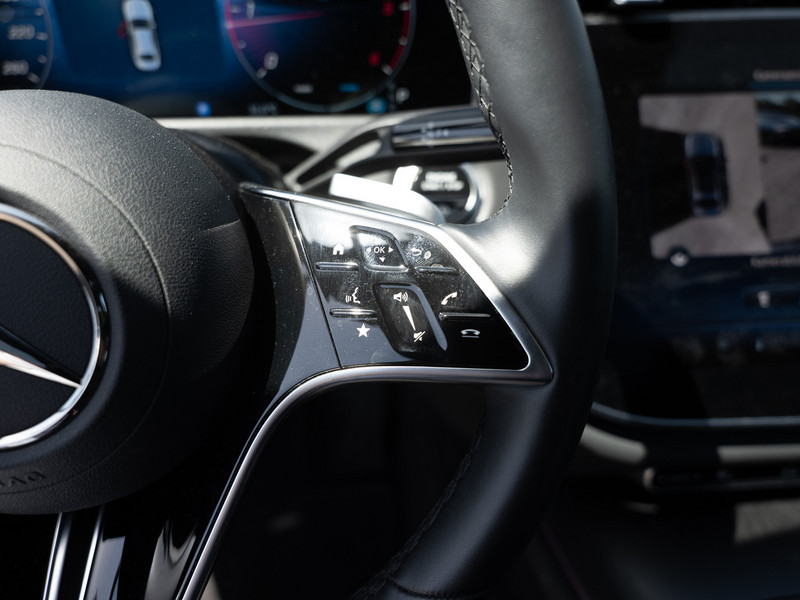 Mercedes-Benz E 450 d 4M DIGITAL/360/Pano/Leder/Totw/Distr/18" — photo 15
