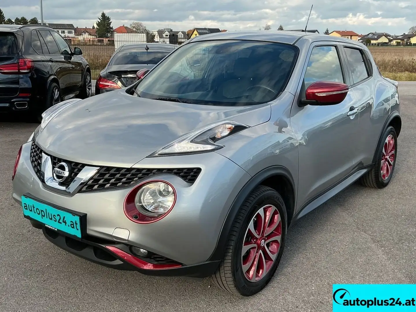 Nissan Juke 1,6 Acenta Automatik Grau - 1