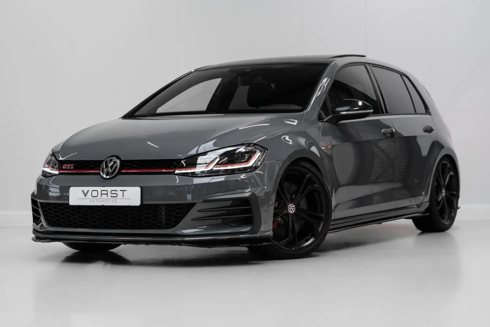 Volkswagen Golf GTI 2.0 TSI TCR Pano Dsg Akrapovic DCC Vol Gris - 1