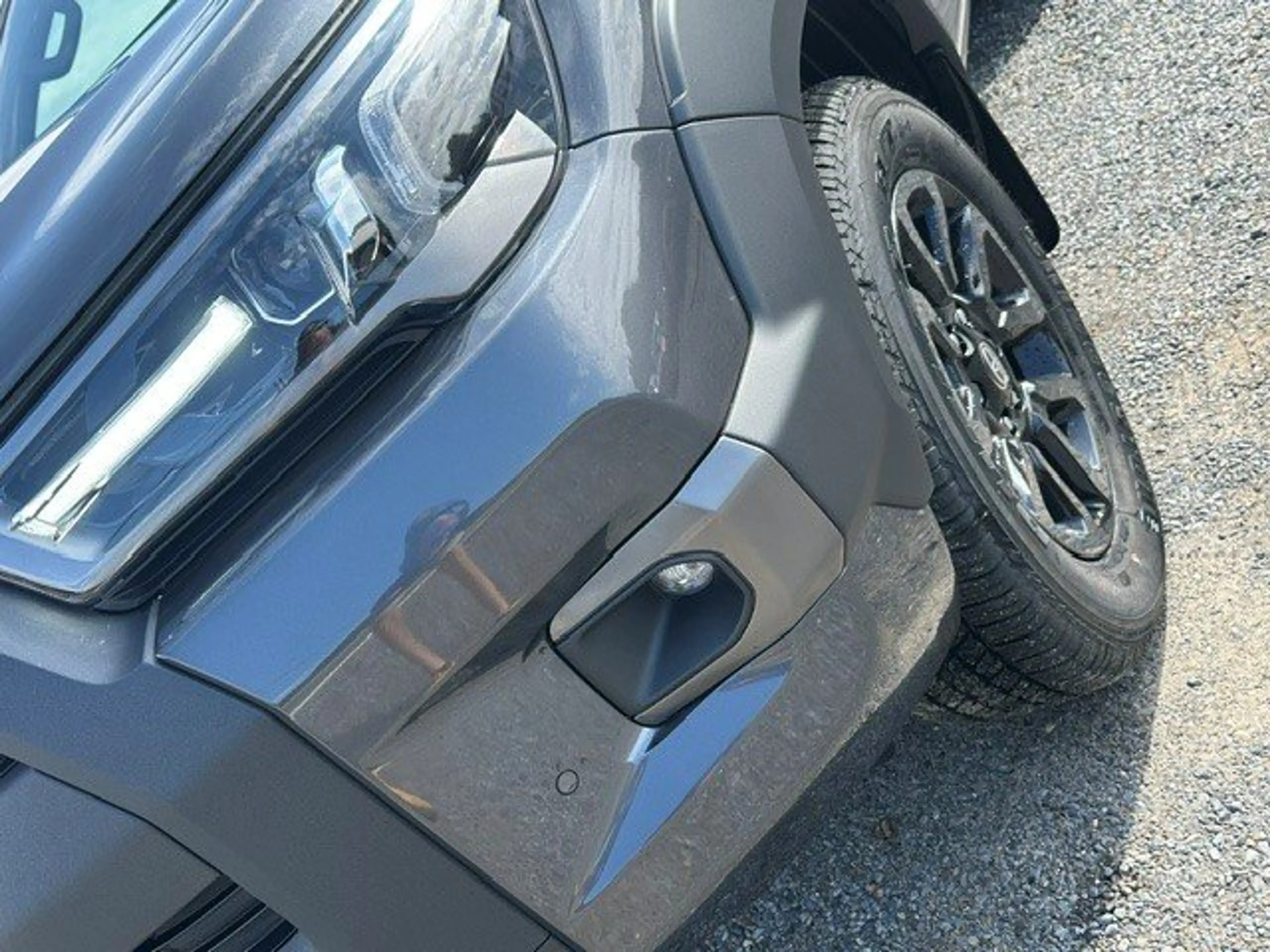 Toyota Hilux Invicible — photo 10