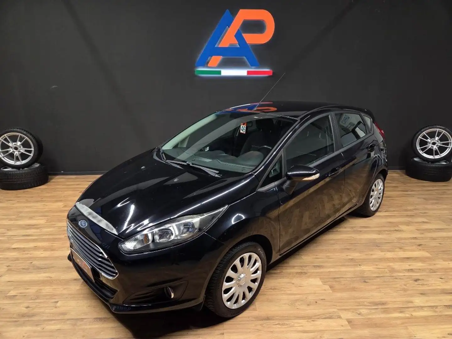 Ford Fiesta 1.2 60CV 5 porte Black & White Edition Nero - 2