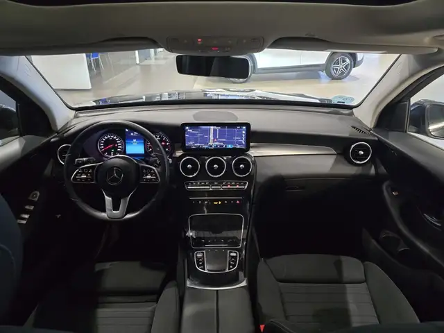 Mercedes-Benz GLC view 14