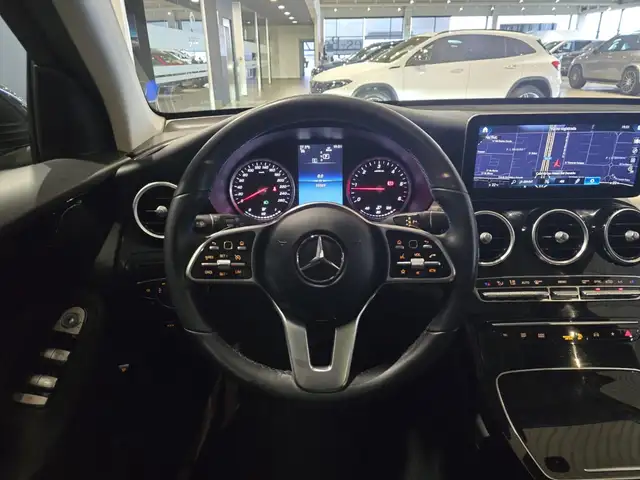 Mercedes-Benz GLC view 11