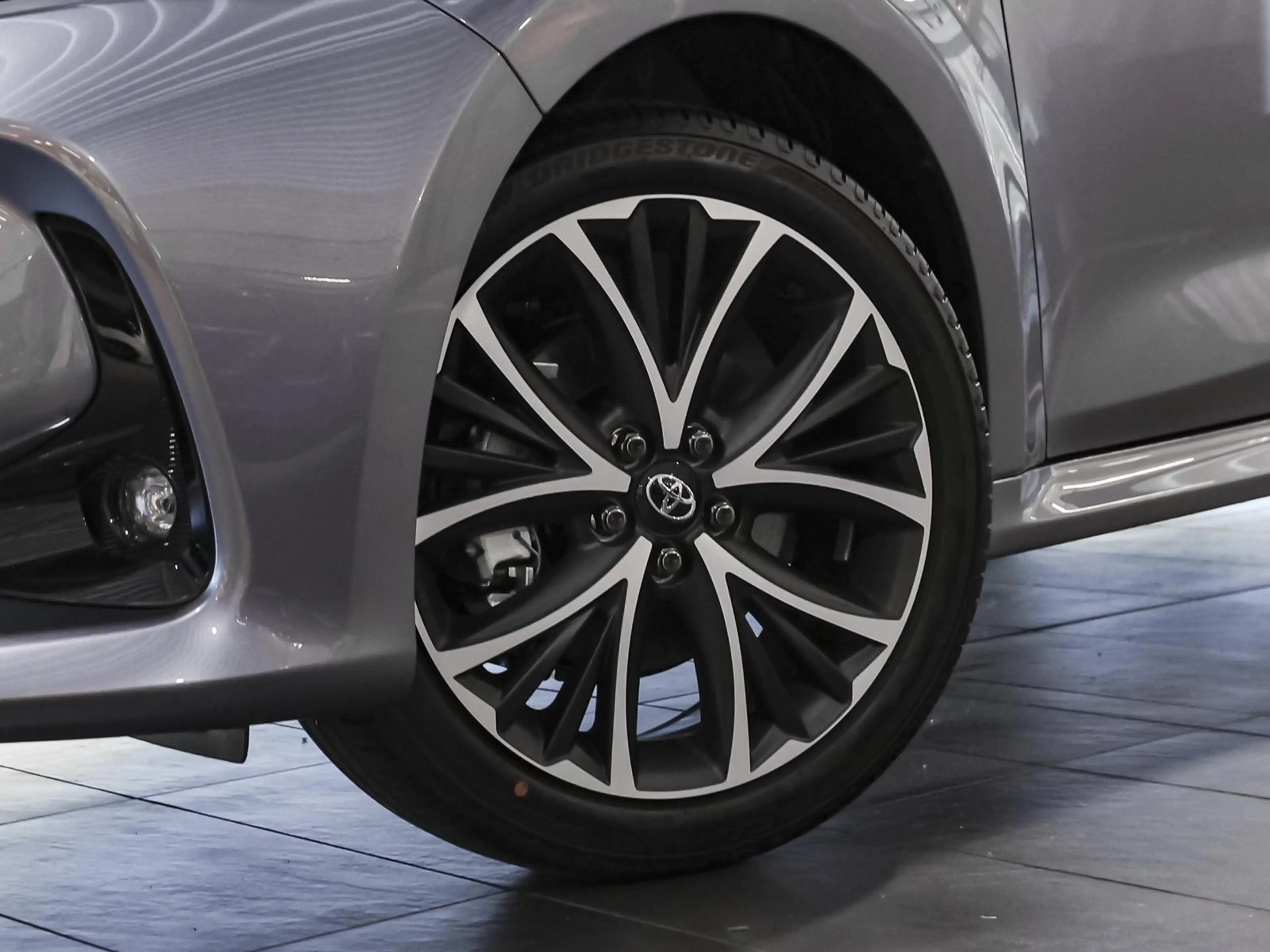 Toyota Yaris Teamplayer 1,5 Hybrid CVT NAVI SHZ PDC — photo 7