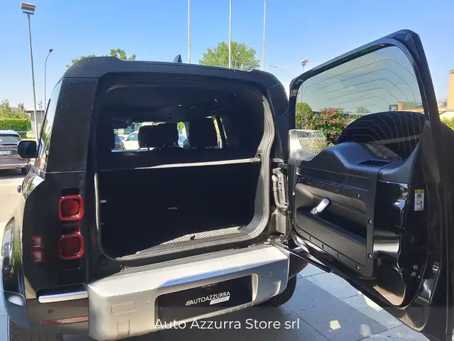Land Rover Defender view 15