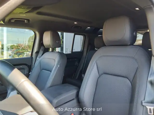 Land Rover Defender view 9